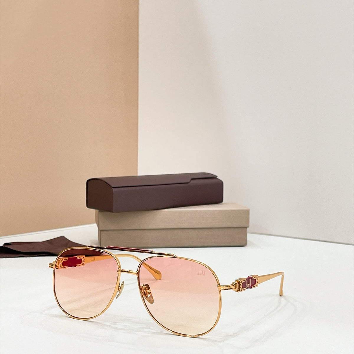 Dunhill DU02260 Sunglasses product image 2, provided for visual reference and product detail review