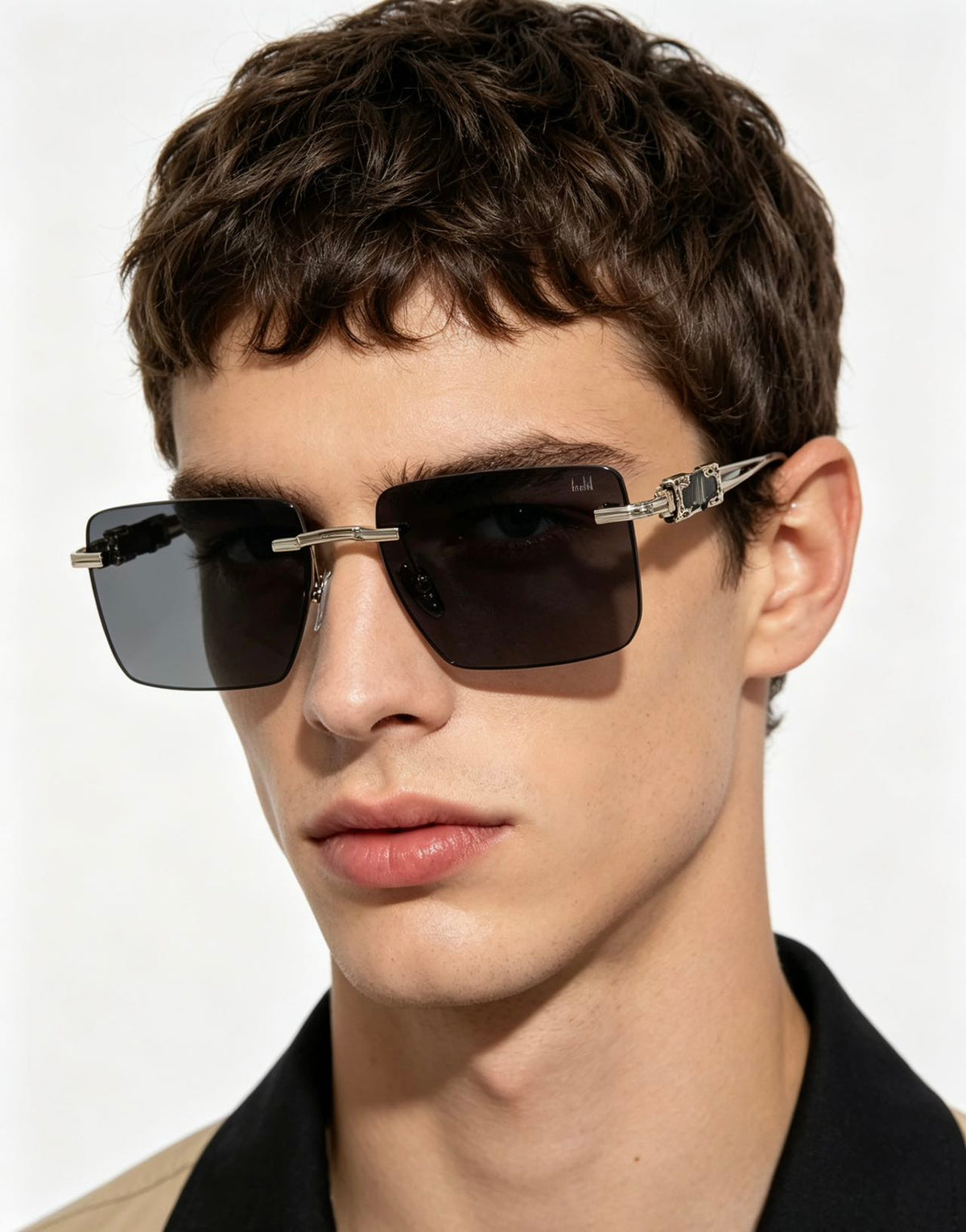 Dunhill DU02259 Sunglasses product image 14, provided for visual reference and product detail review