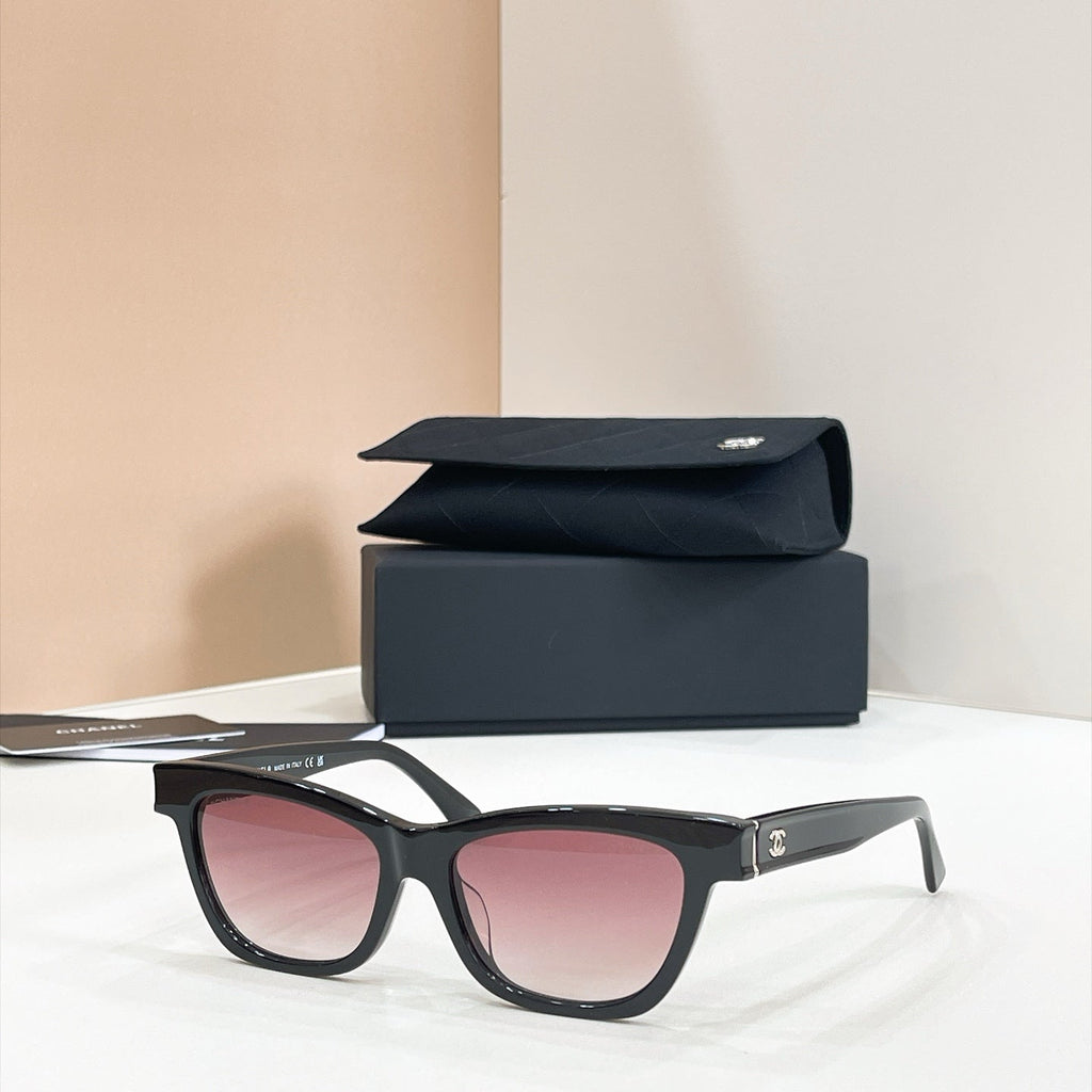 Chanel CH3512 Sunglasses product image 5, provided for visual reference and product detail review