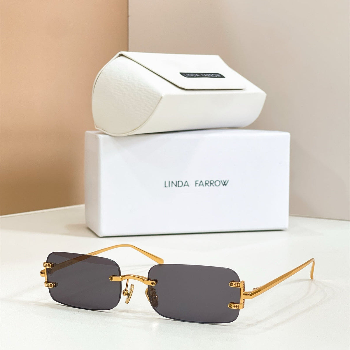 Linda Farrow LFL/1131 Sunglasses product image 8, provided for visual reference and product detail review