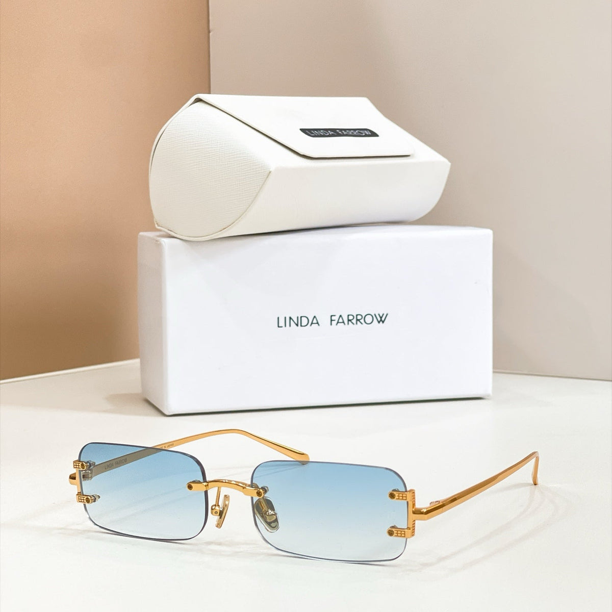 Linda Farrow LFL/1131 Sunglasses product image 13, provided for visual reference and product detail review