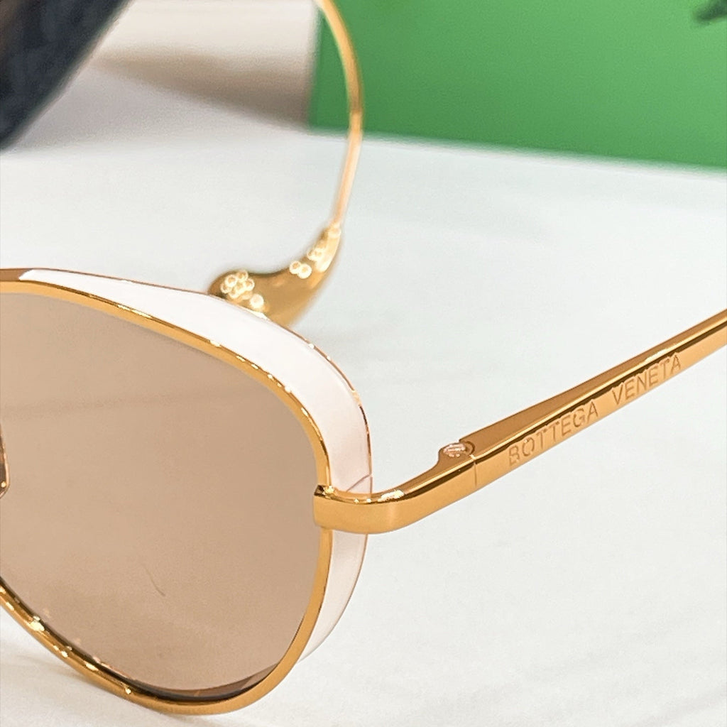 Bottega Veneta BV2035LA Sunglasses product image 7, provided for visual reference and product detail review