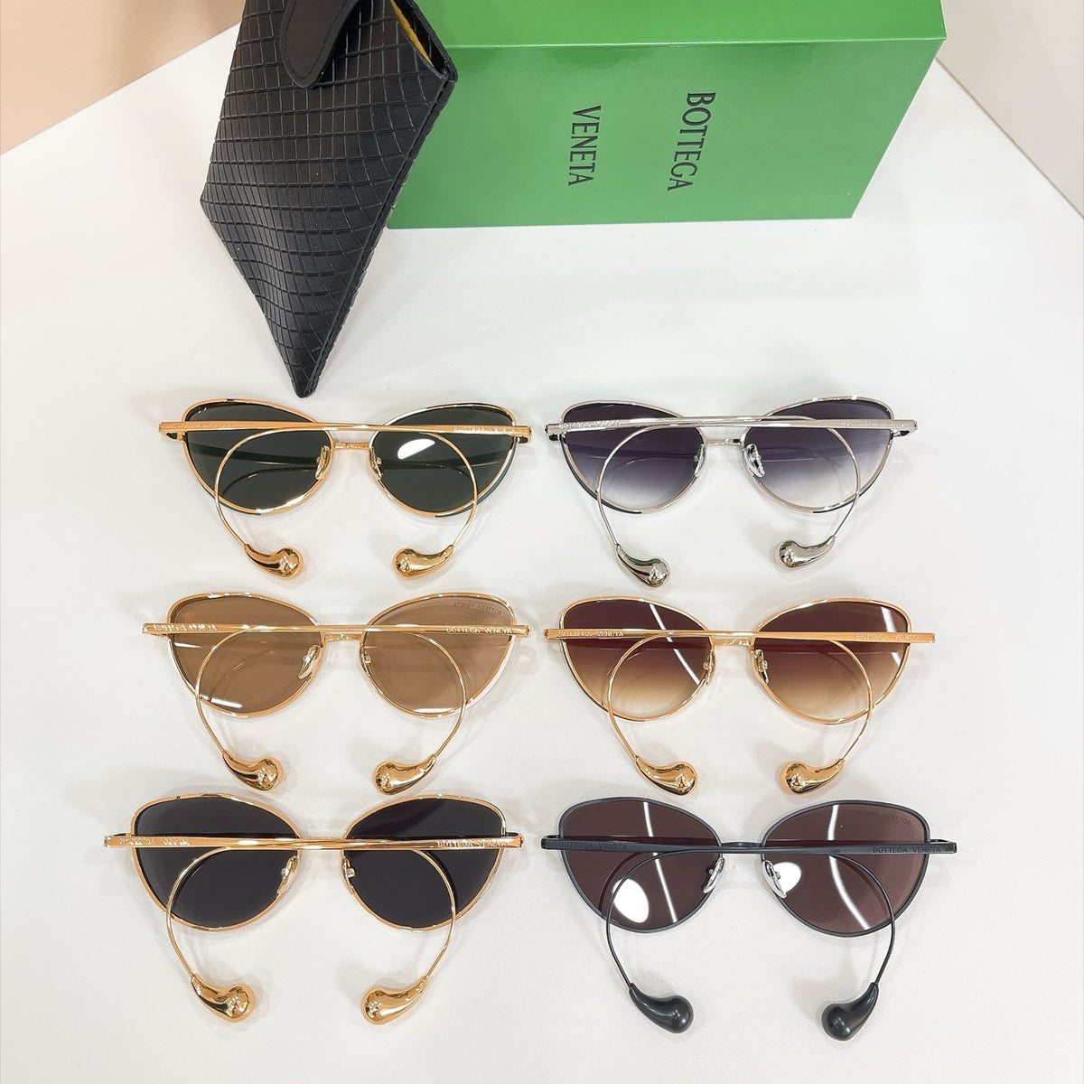 Bottega Veneta BV2035LA Sunglasses product image 8, provided for visual reference and product detail review