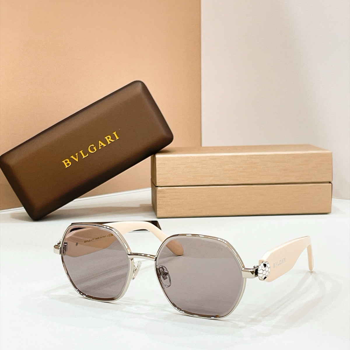 Bvlgari BV 9029B Sunglasses product image 14, provided for visual reference and product detail review