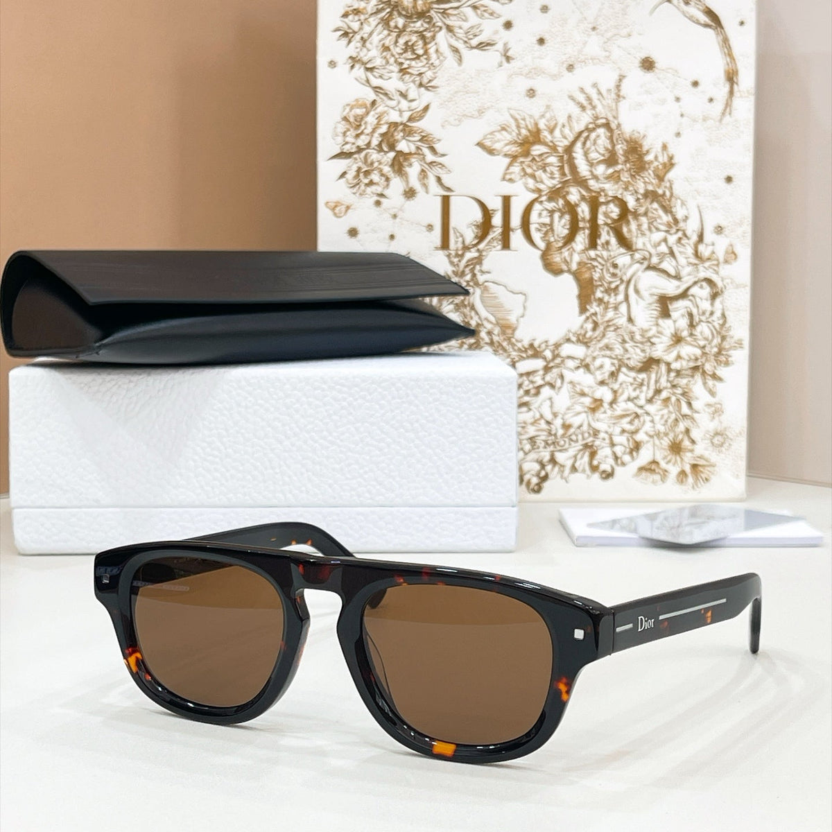 Dior Line S2F Sunglasses product image 7, provided for visual reference and product detail review