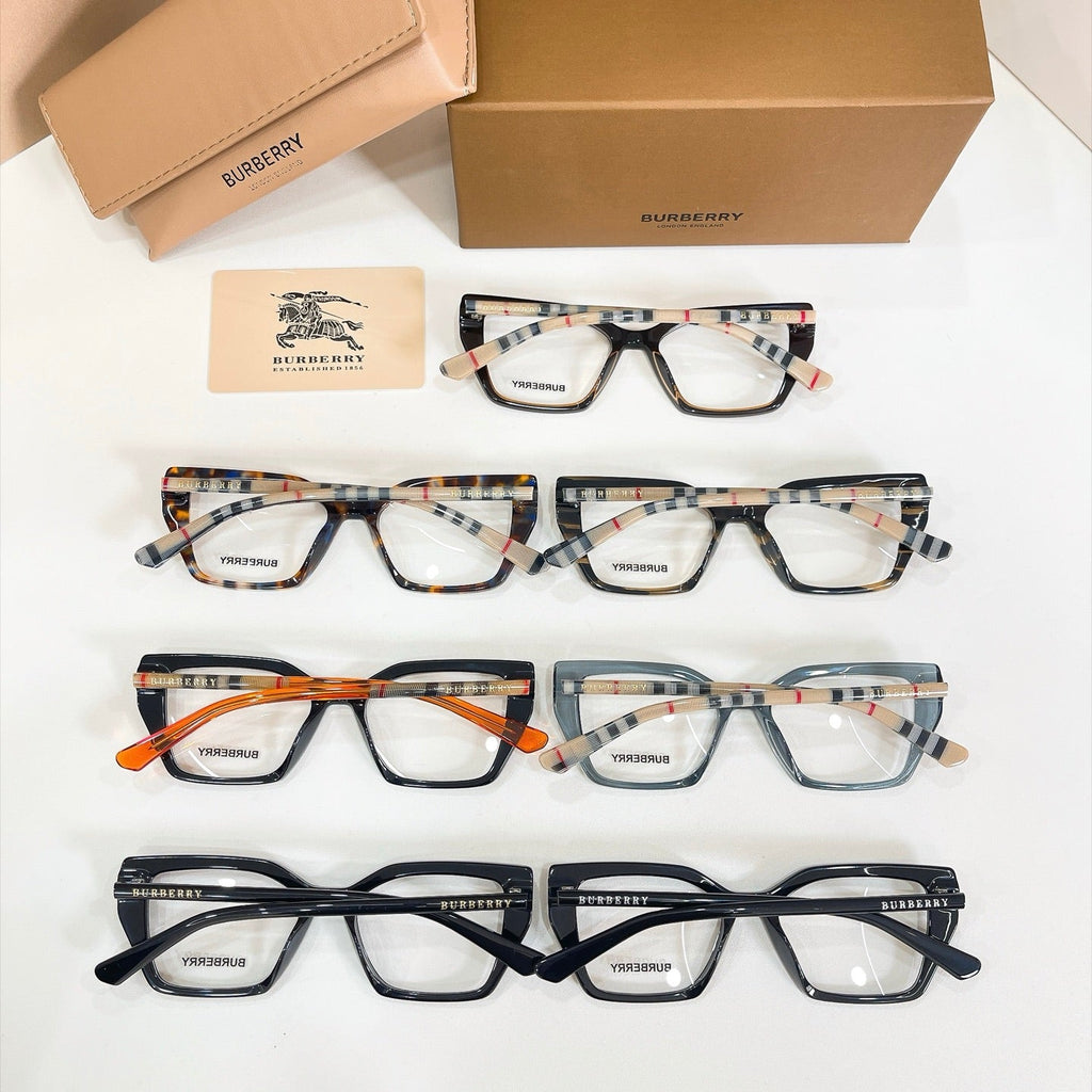 Burberry BE2365 Sunglasses product image 11, provided for visual reference and product detail review