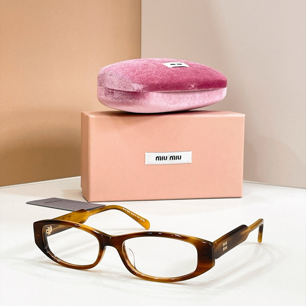 Miu Miu MU 06ZV Sunglasses product image 1, provided for visual reference and product detail review