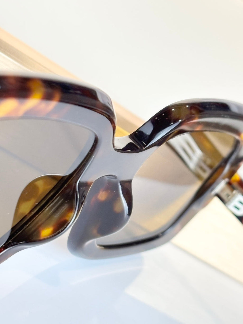 Gucci GG1718S Sunglasses product image 8, provided for visual reference and product detail review