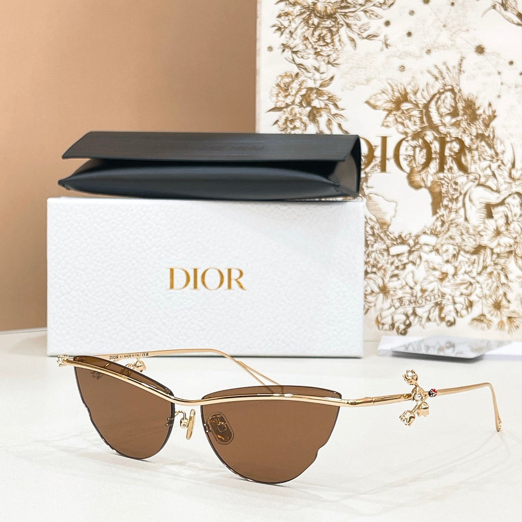 Dior DiorTribales B1U Sunglasses product image 1, provided for visual reference and product detail review
