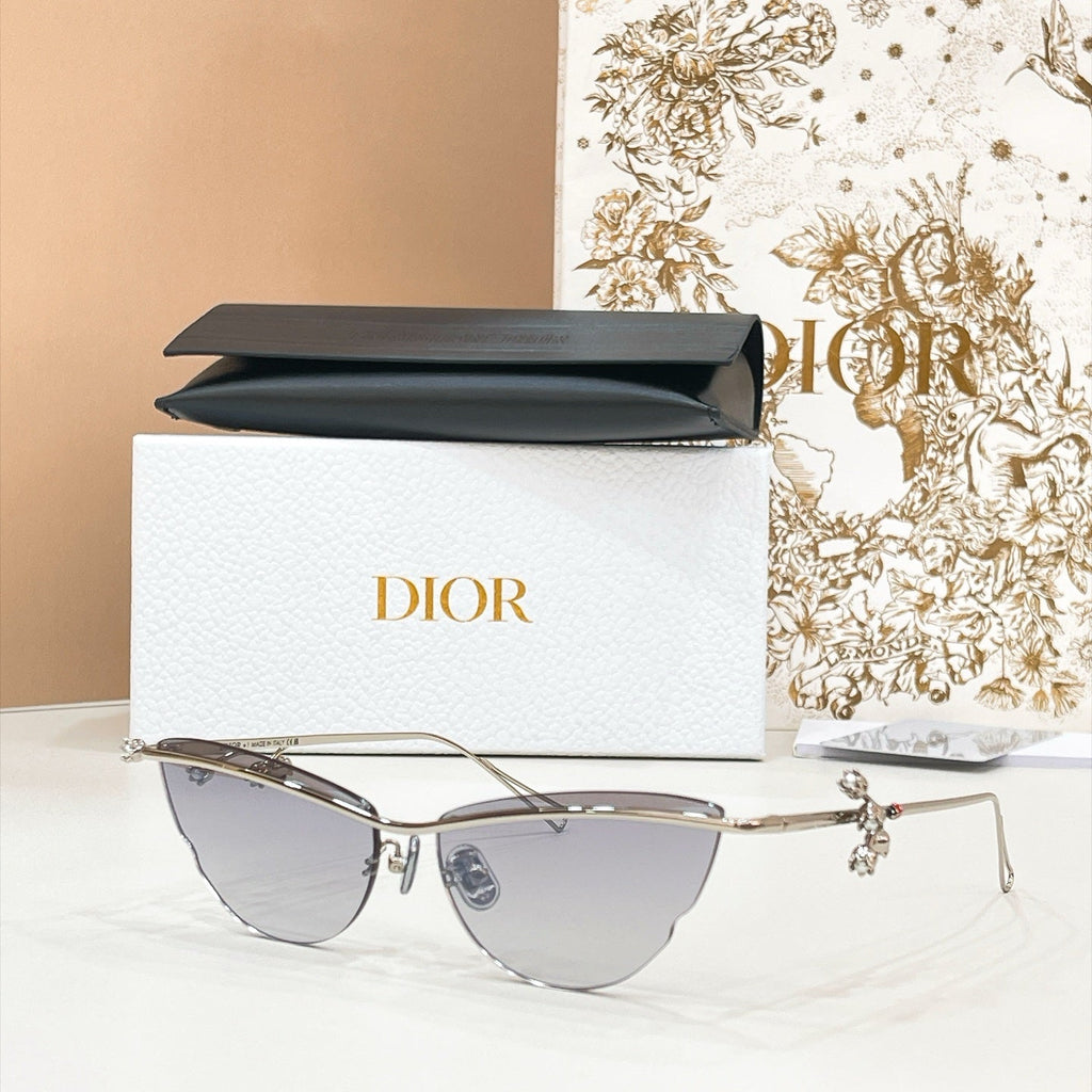Dior DiorTribales B1U Sunglasses product image 7, provided for visual reference and product detail review