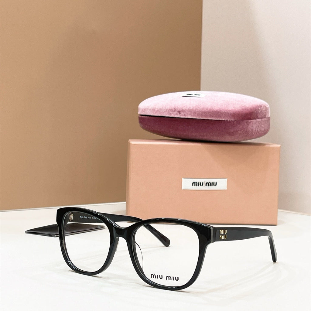 Miu Miu MU 51X Sunglasses product image 5, provided for visual reference and product detail review
