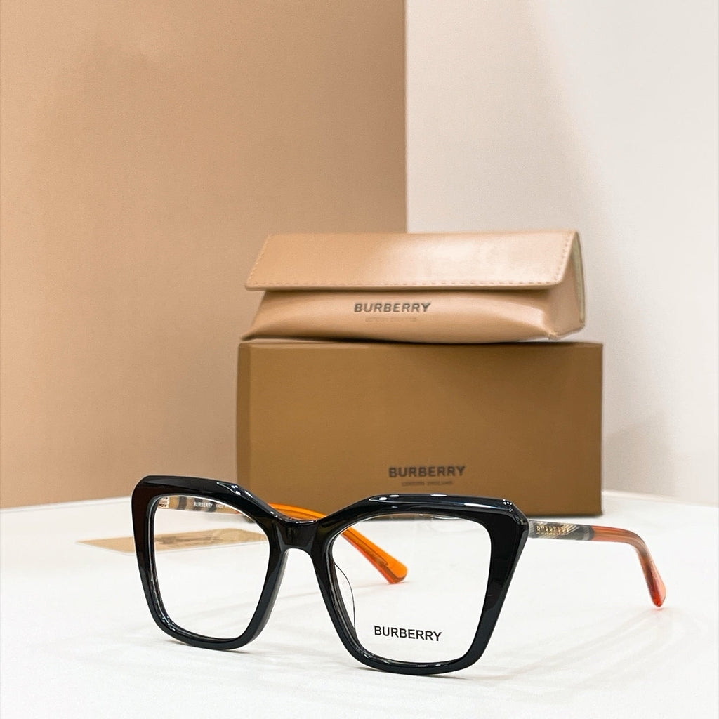 Burberry BE2366 Sunglasses product image 3, provided for visual reference and product detail review