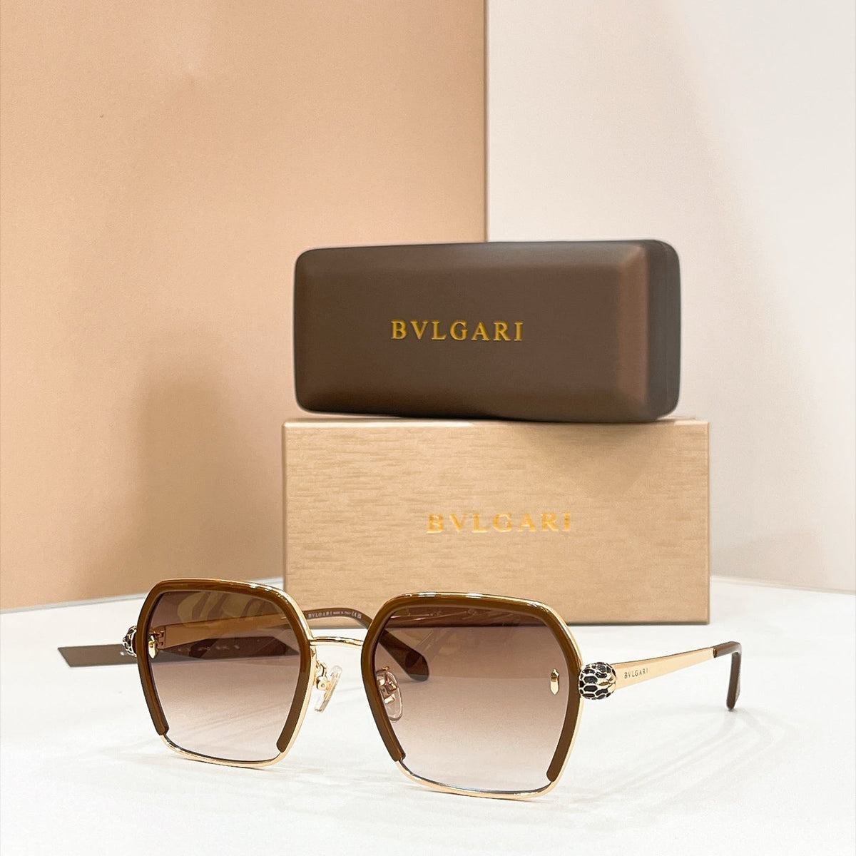 Bvlgari BV40093 Sunglasses product image 6, provided for visual reference and product detail review