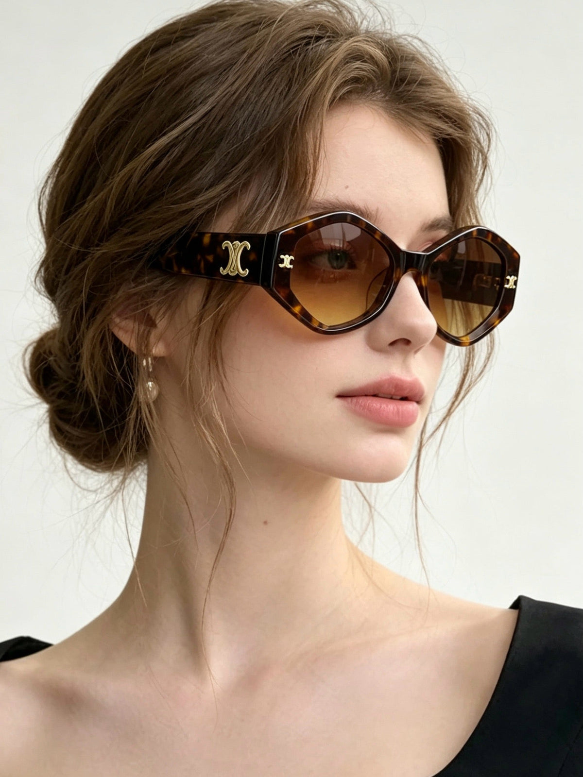 Celine CL40339F Sunglasses product image 20, provided for visual reference and product detail review