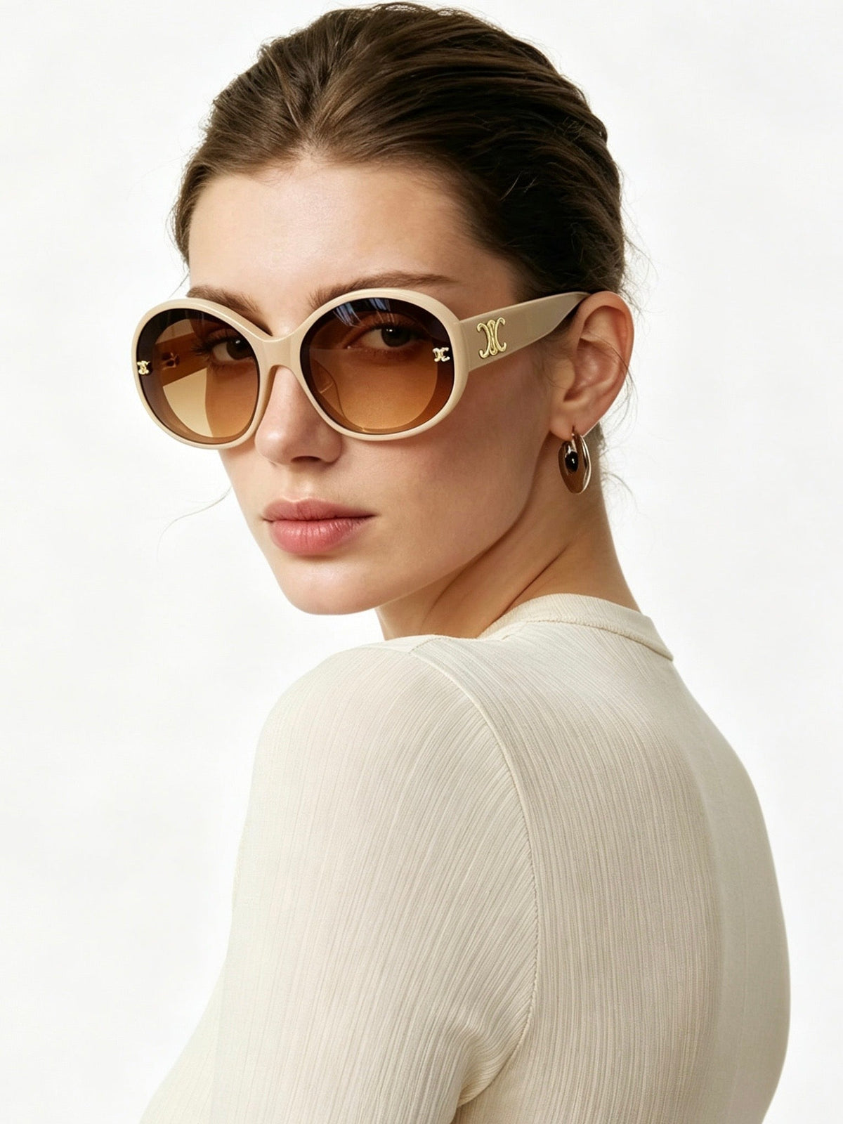 Celine CL40312 Sunglasses product image 18, provided for visual reference and product detail review