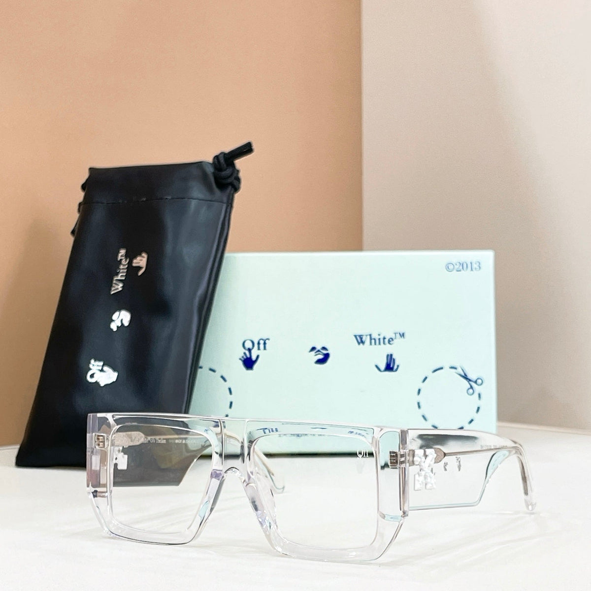 Off-White OERI013 Sunglasses product image 10, provided for visual reference and product detail review