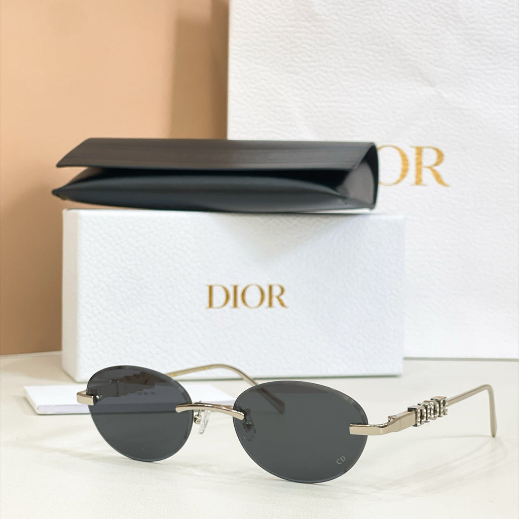 Dior DIORCAT2300M Sunglasses product image 2, provided for visual reference and product detail review