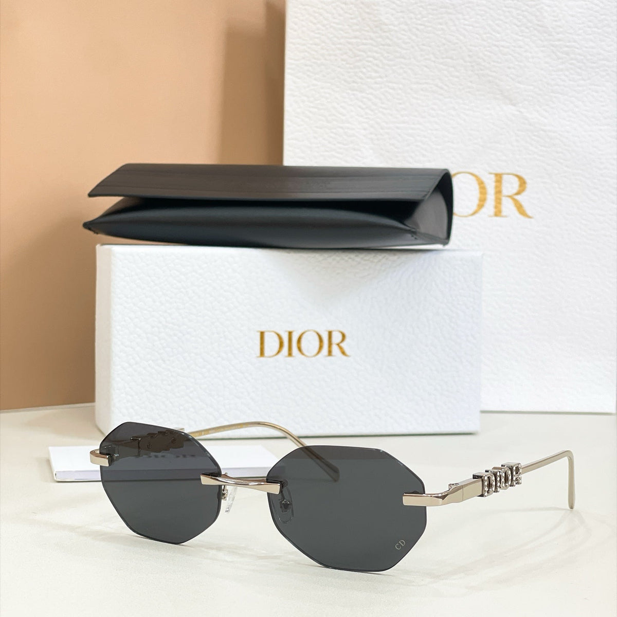 Dior DIORCAT2301M Sunglasses product image 3, provided for visual reference and product detail review