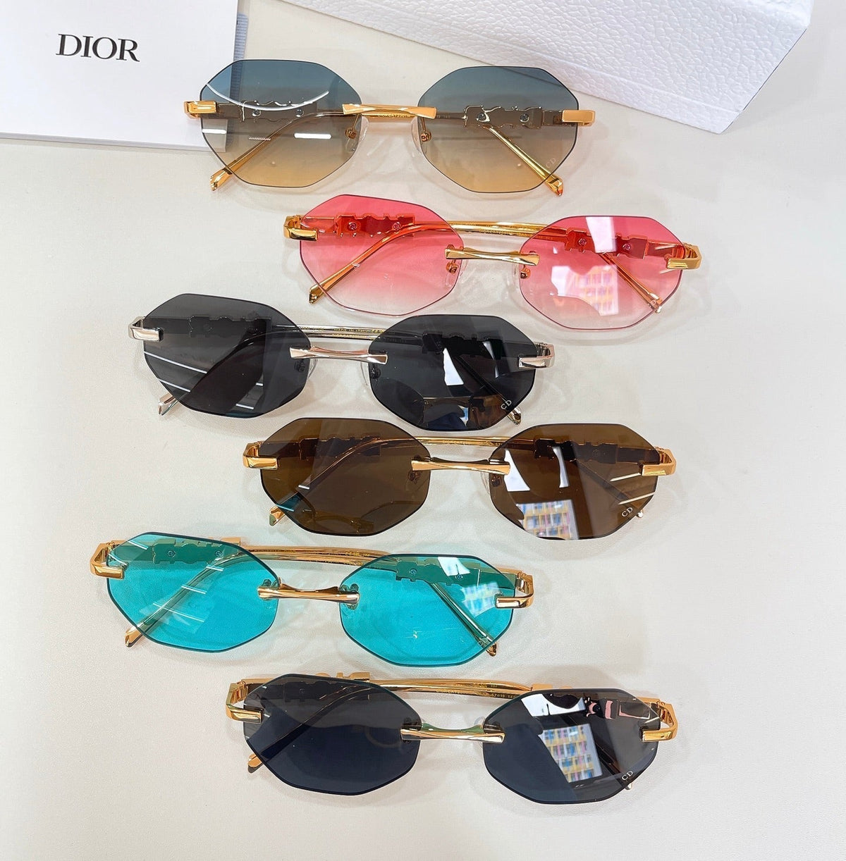 Dior DIORCAT2301M Sunglasses product image 8, provided for visual reference and product detail review