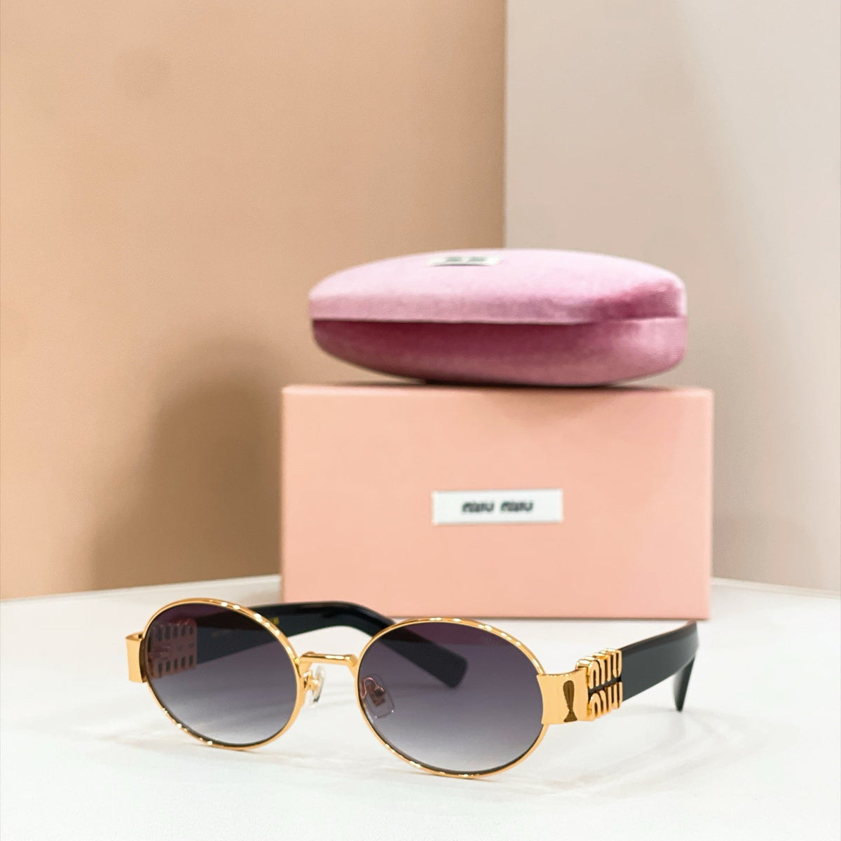 Miu Miu MU 113AV Sunglasses product image 4, provided for visual reference and product detail review