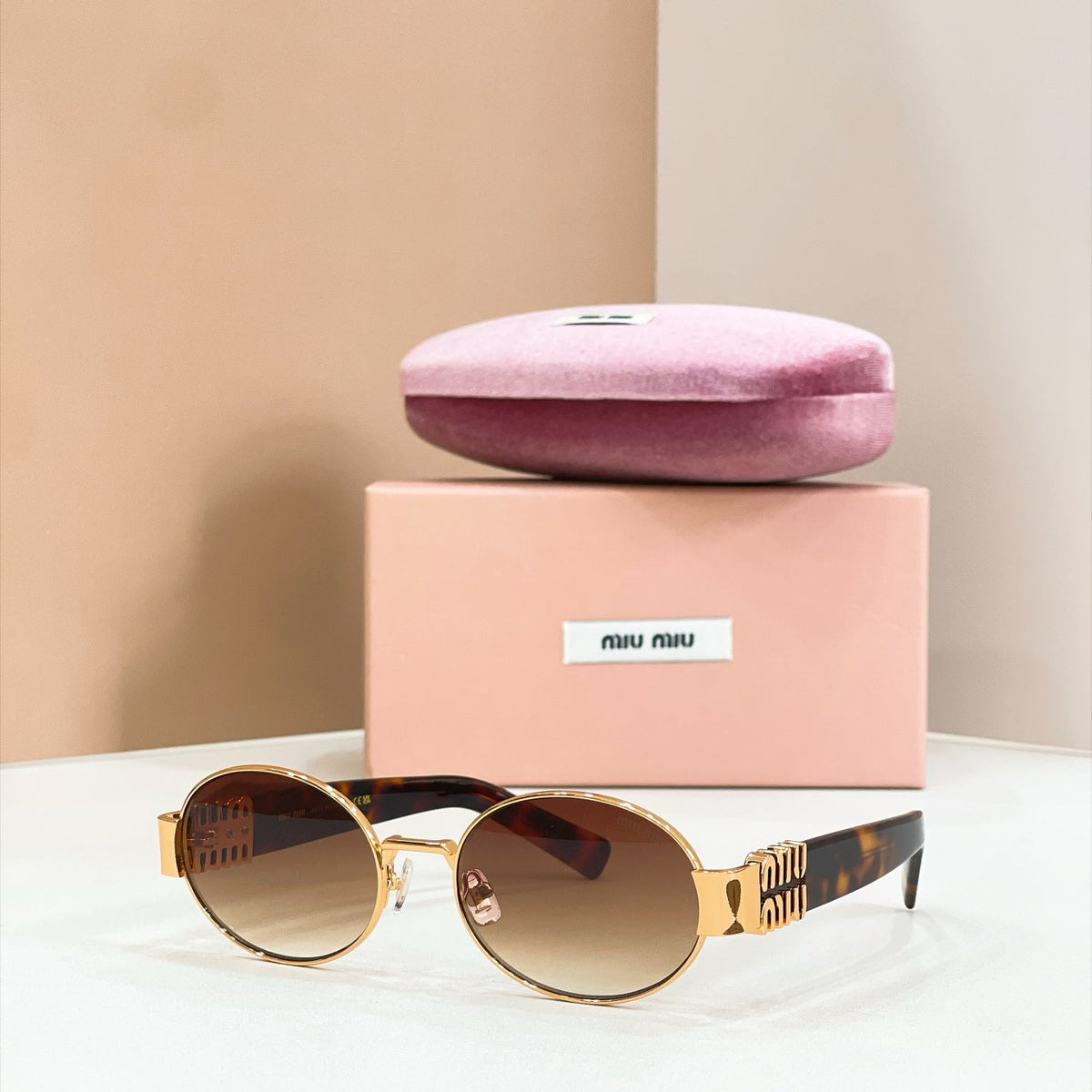 Miu Miu MU 113AV Sunglasses product image 5, provided for visual reference and product detail review