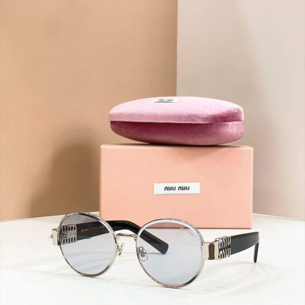 Miu Miu MU 116AV Sunglasses product image 2, provided for visual reference and product detail review