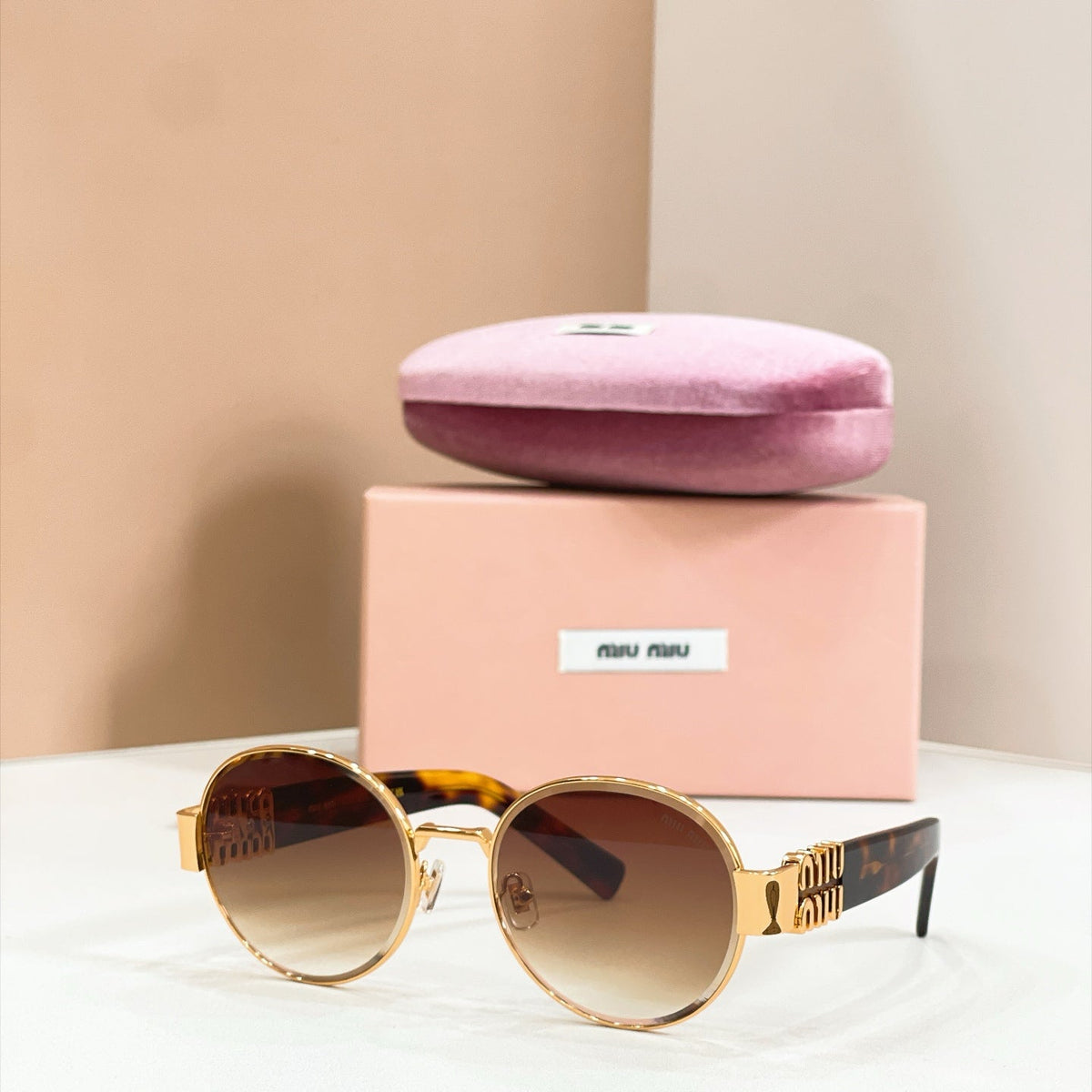 Miu Miu MU 116AV Sunglasses product image 3, provided for visual reference and product detail review