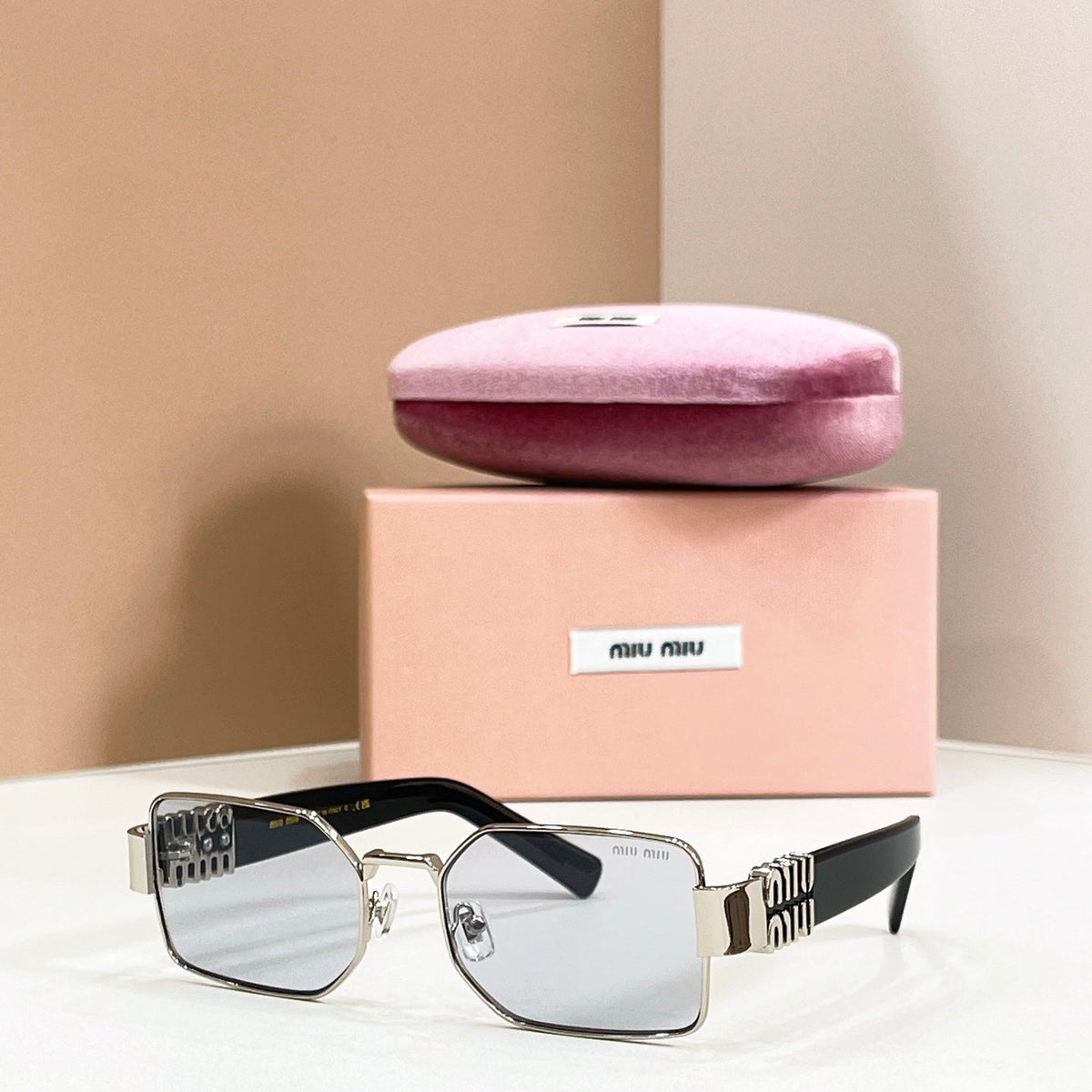 Miu Miu MU 115AV Sunglasses product image 6, provided for visual reference and product detail review